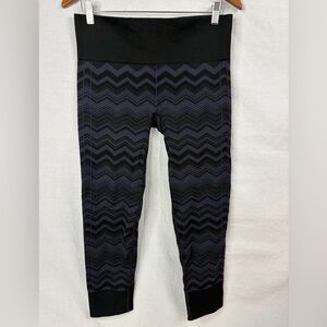Lululemon Ebb To Street Pant
Heathered Naval Blue and Slate fits like 10 to 12